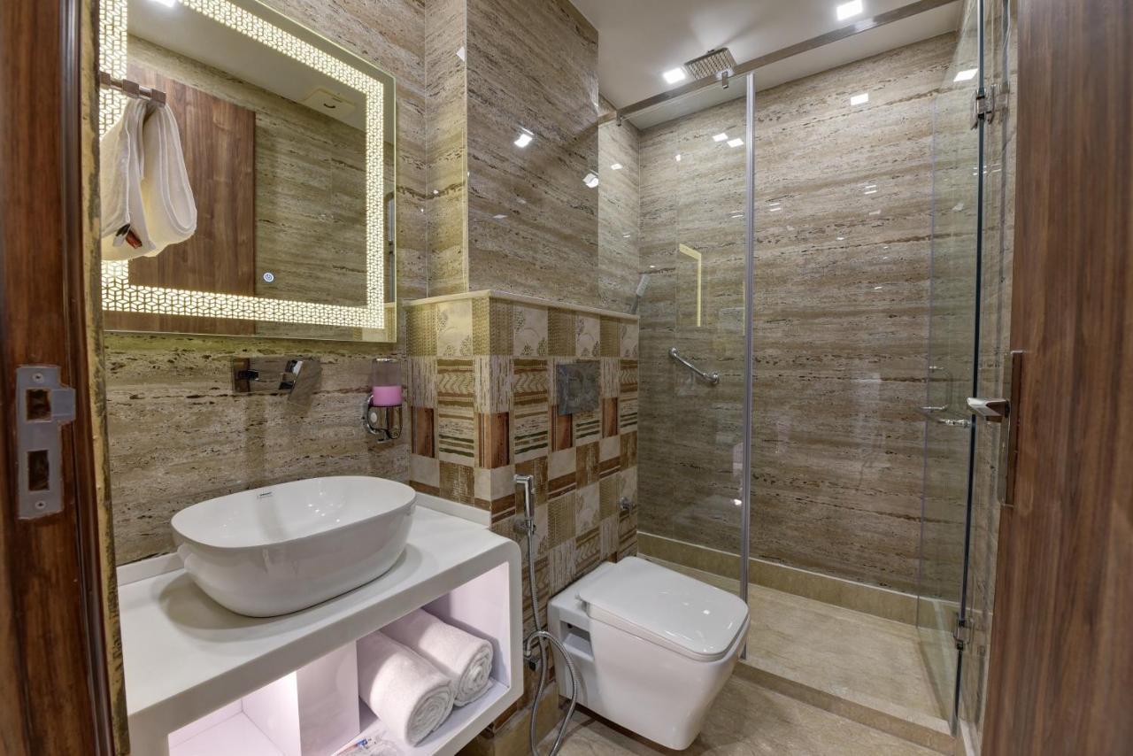 Hotel Golden Tree Noida Exterior foto