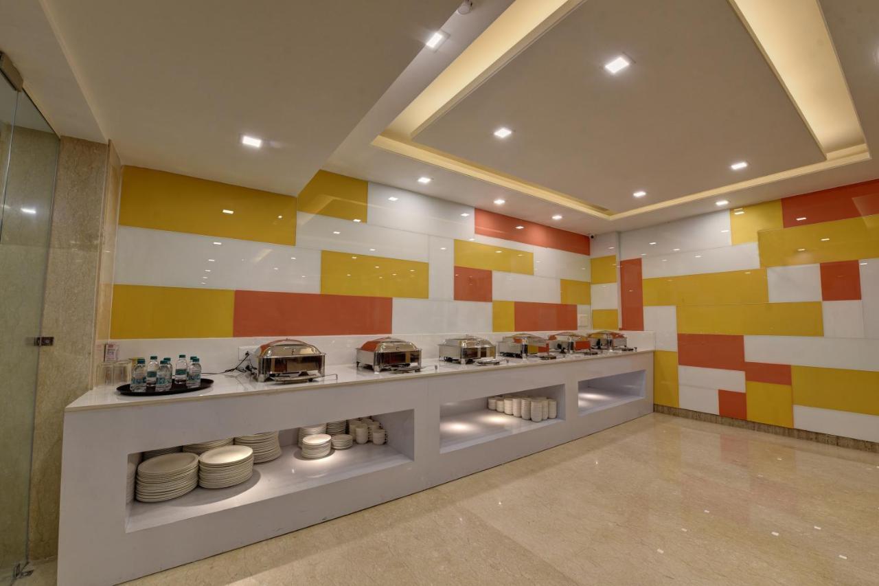 Hotel Golden Tree Noida Exterior foto